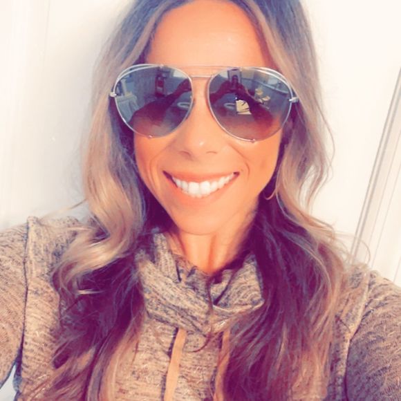 Meet your Posher, Emily - Picture 1 of 1